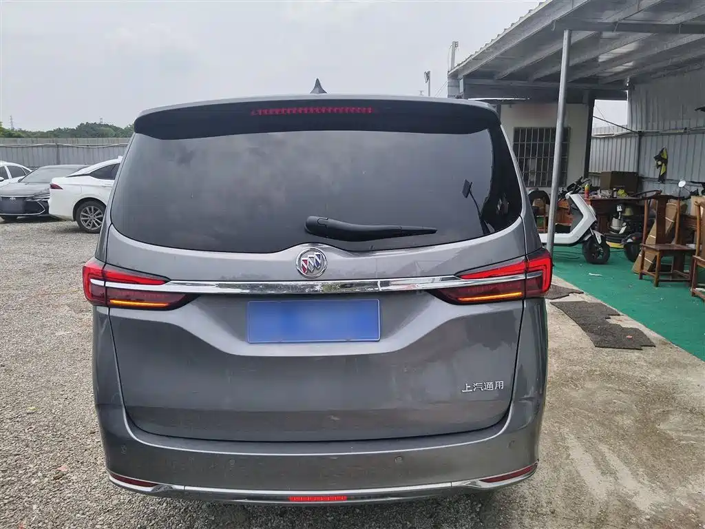 BUICK GL8