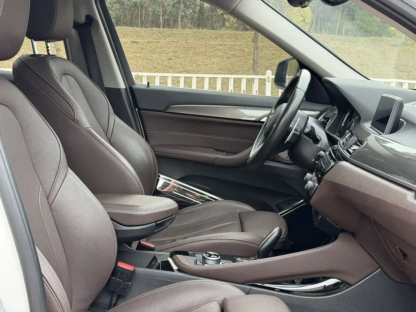 BMW X1 2019 xDrive20Li Premium Model фото 14
