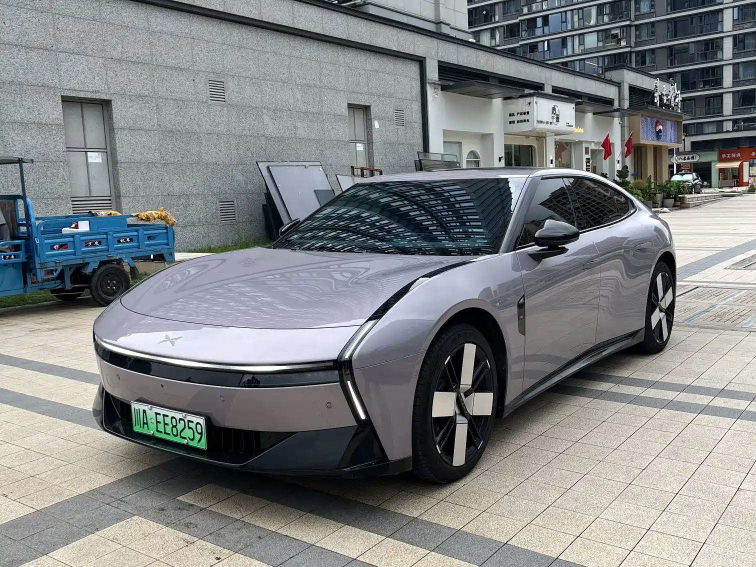 Photo 1 - XPeng P7