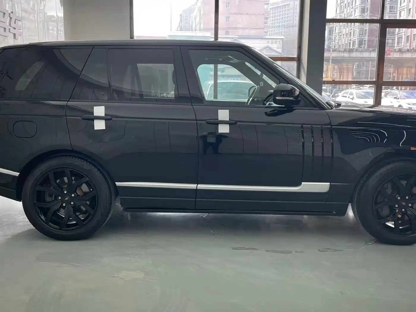 Land Rover Range Rover 2013 NA 5.0 V8 Vogue SE фото 4