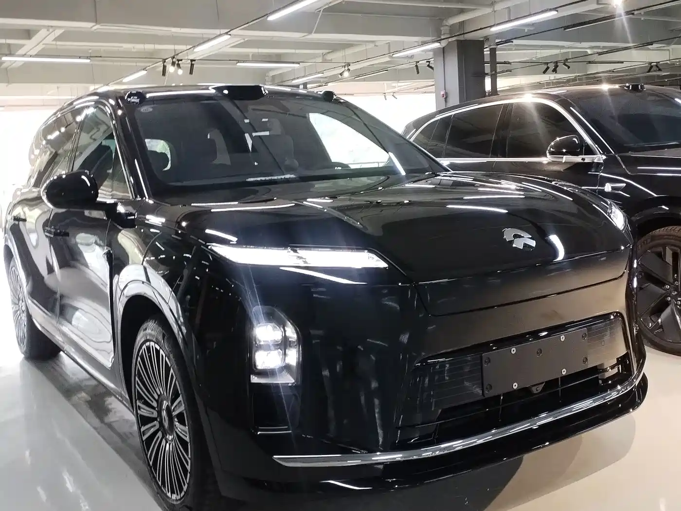 NIO ES8 2026 2025 Model 6-Seat Executive Luxury Edition
