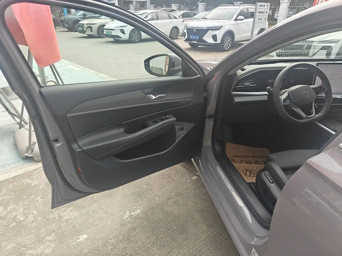 Volkswagen Passat 2025 Pro 380TSI Dragon Prestige Edition фото 11