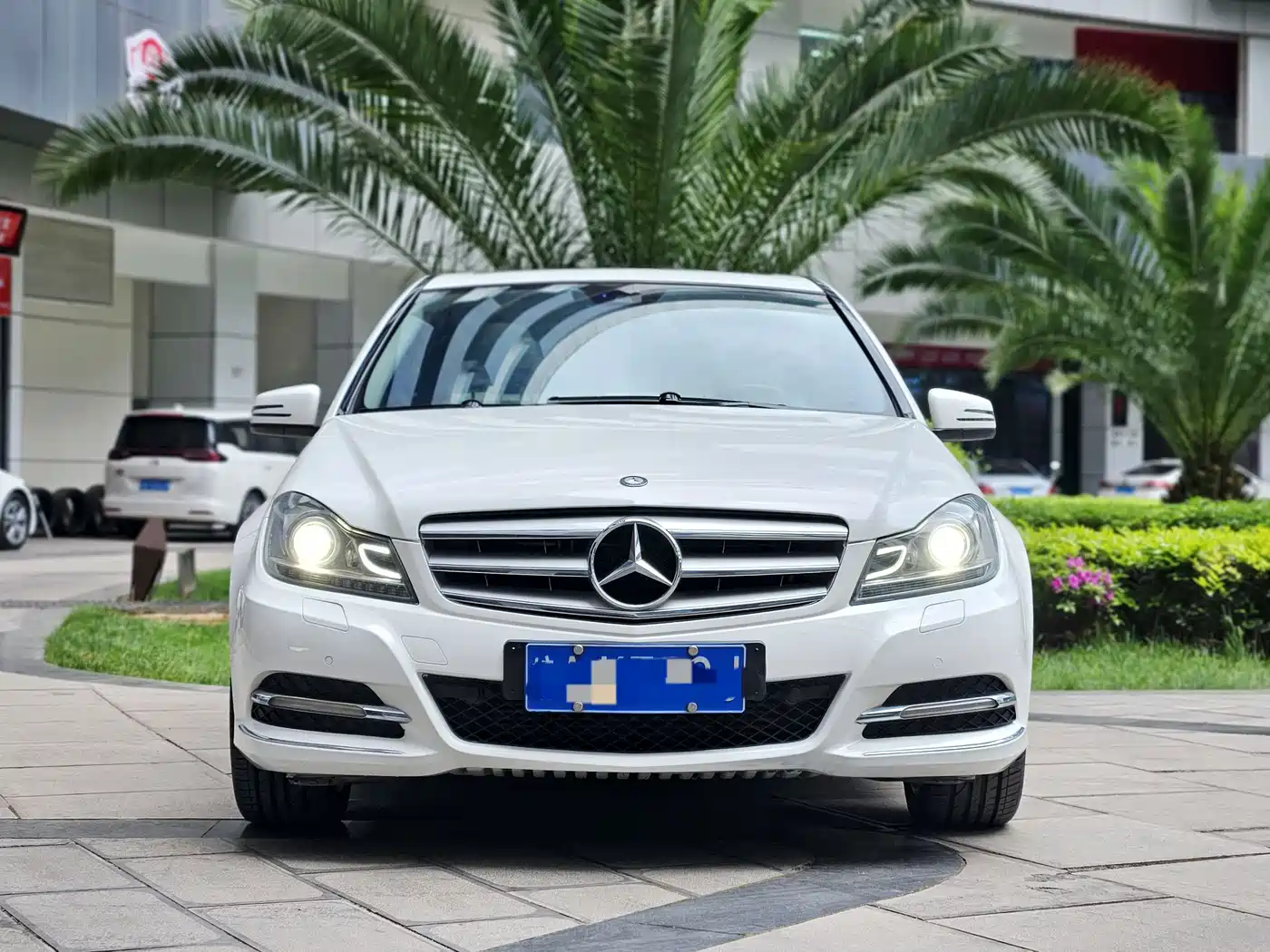 Mercedes-Benz C-Class 2013 C 260 CGI Fashion Edition фото 2
