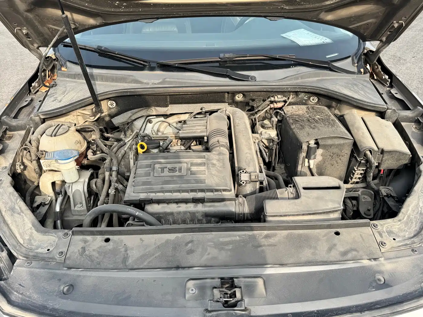 Volkswagen Passat 2016 280TSI DSG Honor Edition фото 17