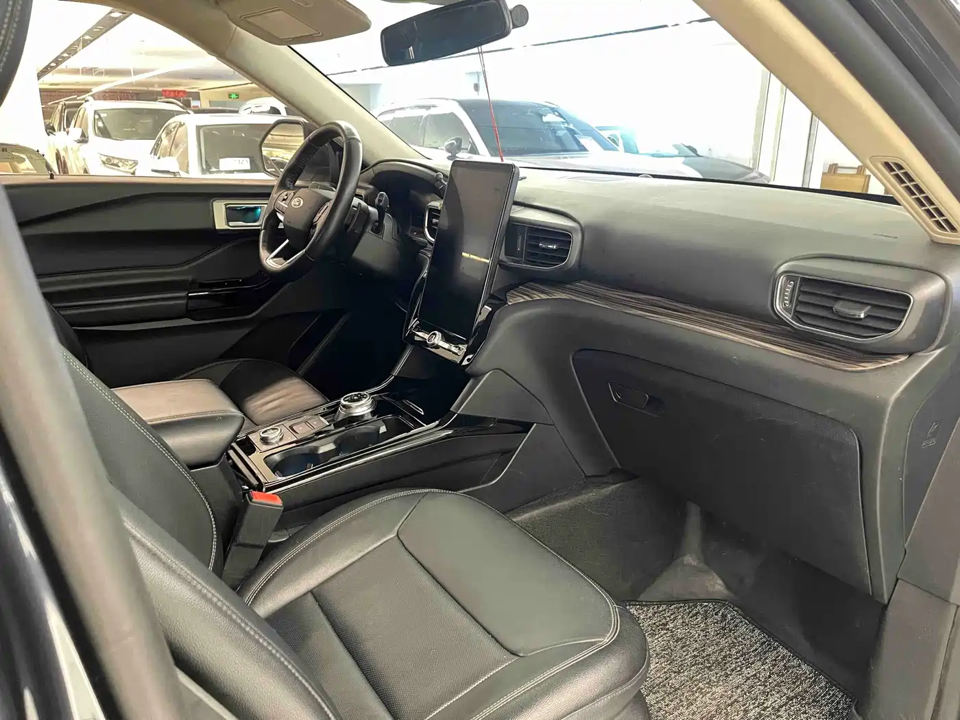 Ford Explorer 2020 2020 EcoBoost 285 AWD Titanium Edition 6-Seater