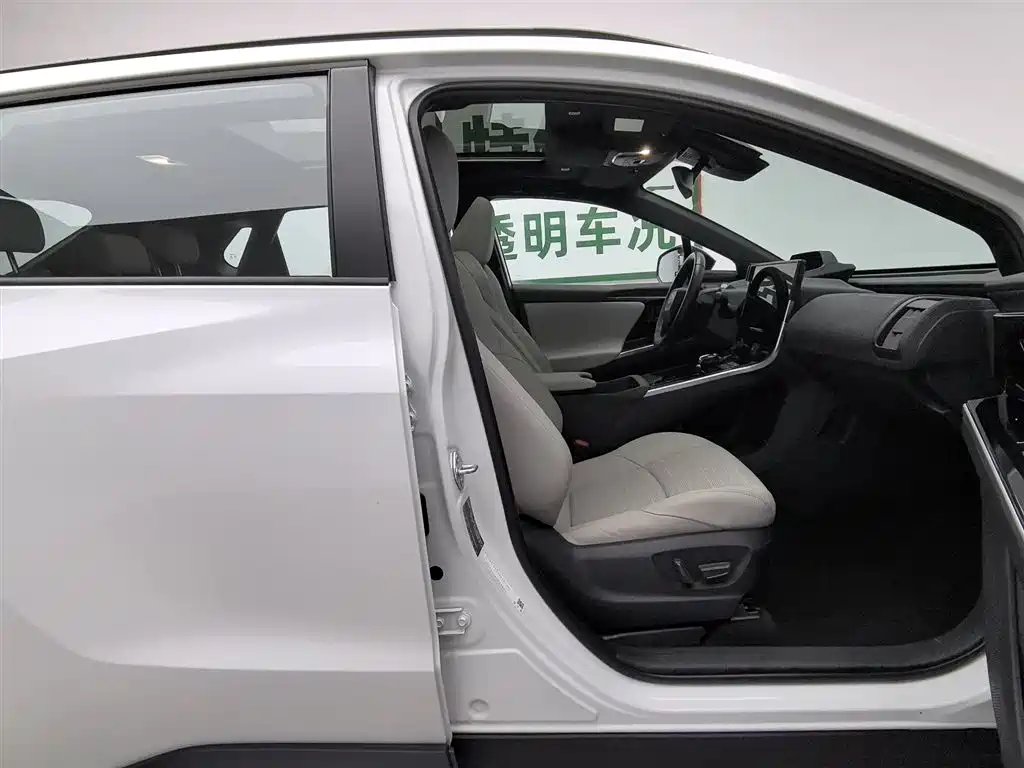 Toyota BoZhi 4X 2024 Model 615 MAX Edition фото 23