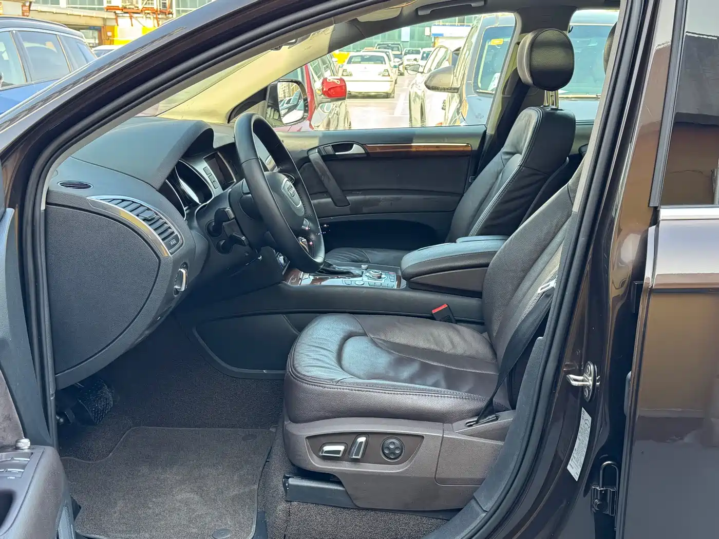Audi Q7 2014 35 TFSI Sport фото 6