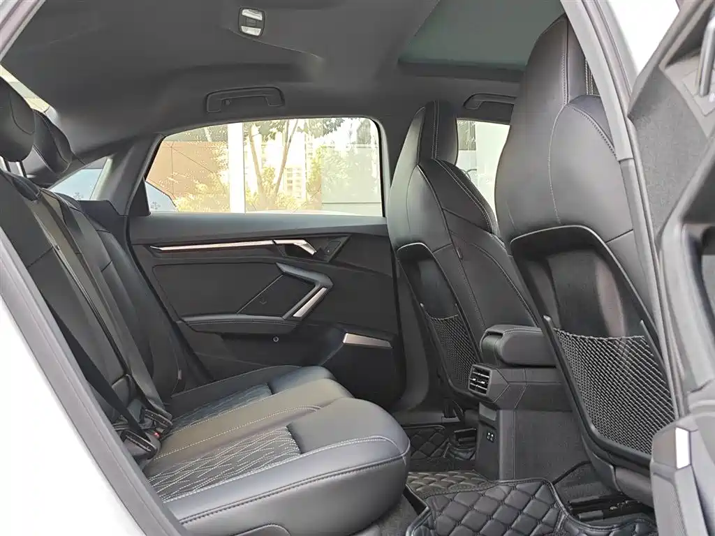 Audi A3 2025 2025 Facelift A3L Limousine 35TFSI Flying Spur Premium