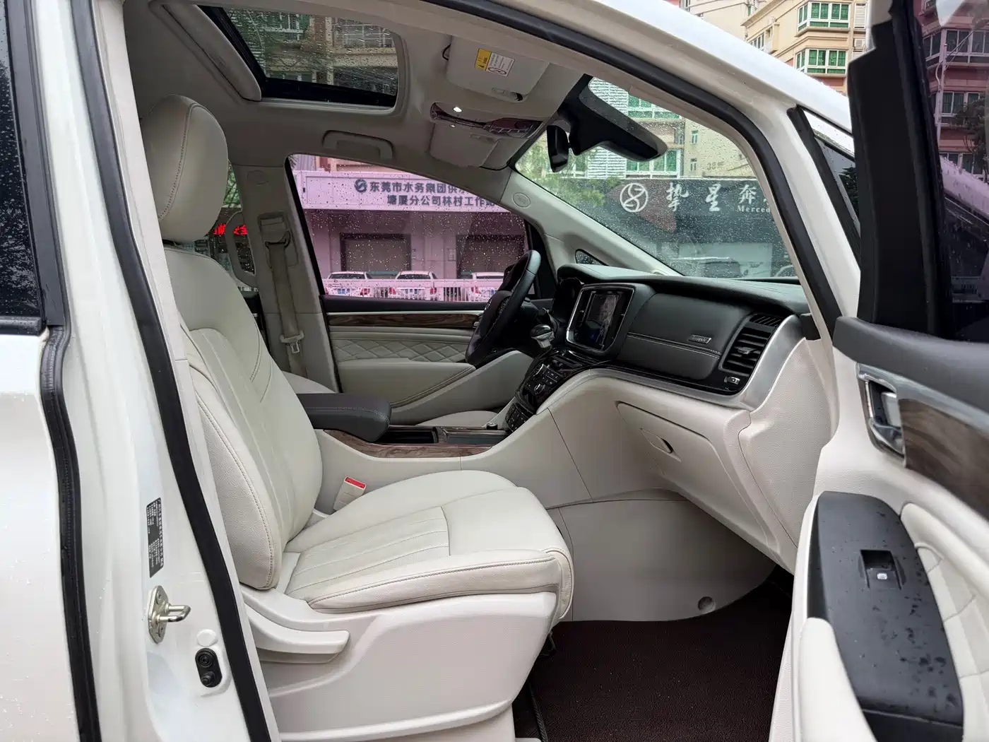 GAC Trumpchi Trumpchi M8 2018 320T Premium Edition фото 23