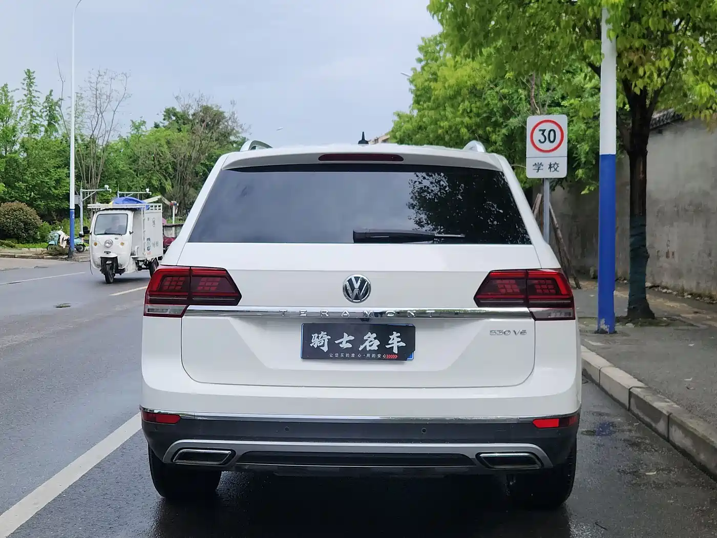 Volkswagen Teramont 2017 530 V6 4WD Luxury Edition фото 6