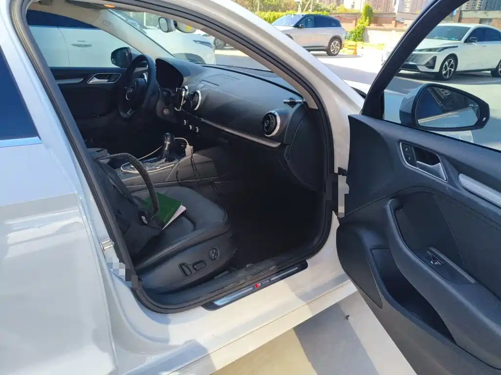 Фото 19 - Audi A3 (Import)