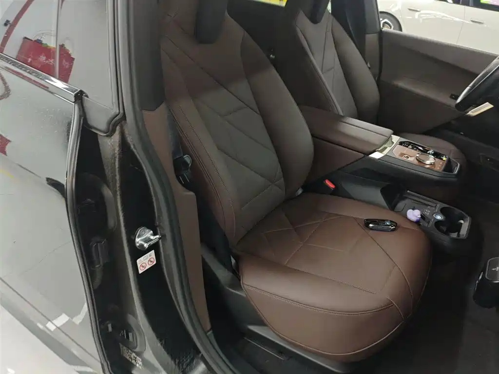 BMW iX 2022 xDrive40 фото 25