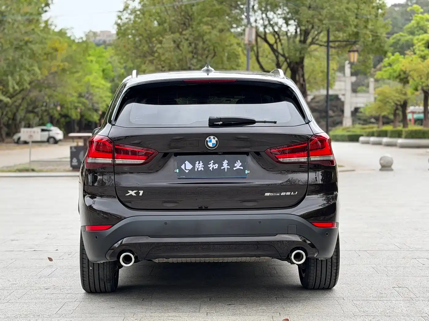 BMW X1 2022 sDrive25Li Leading фото 21
