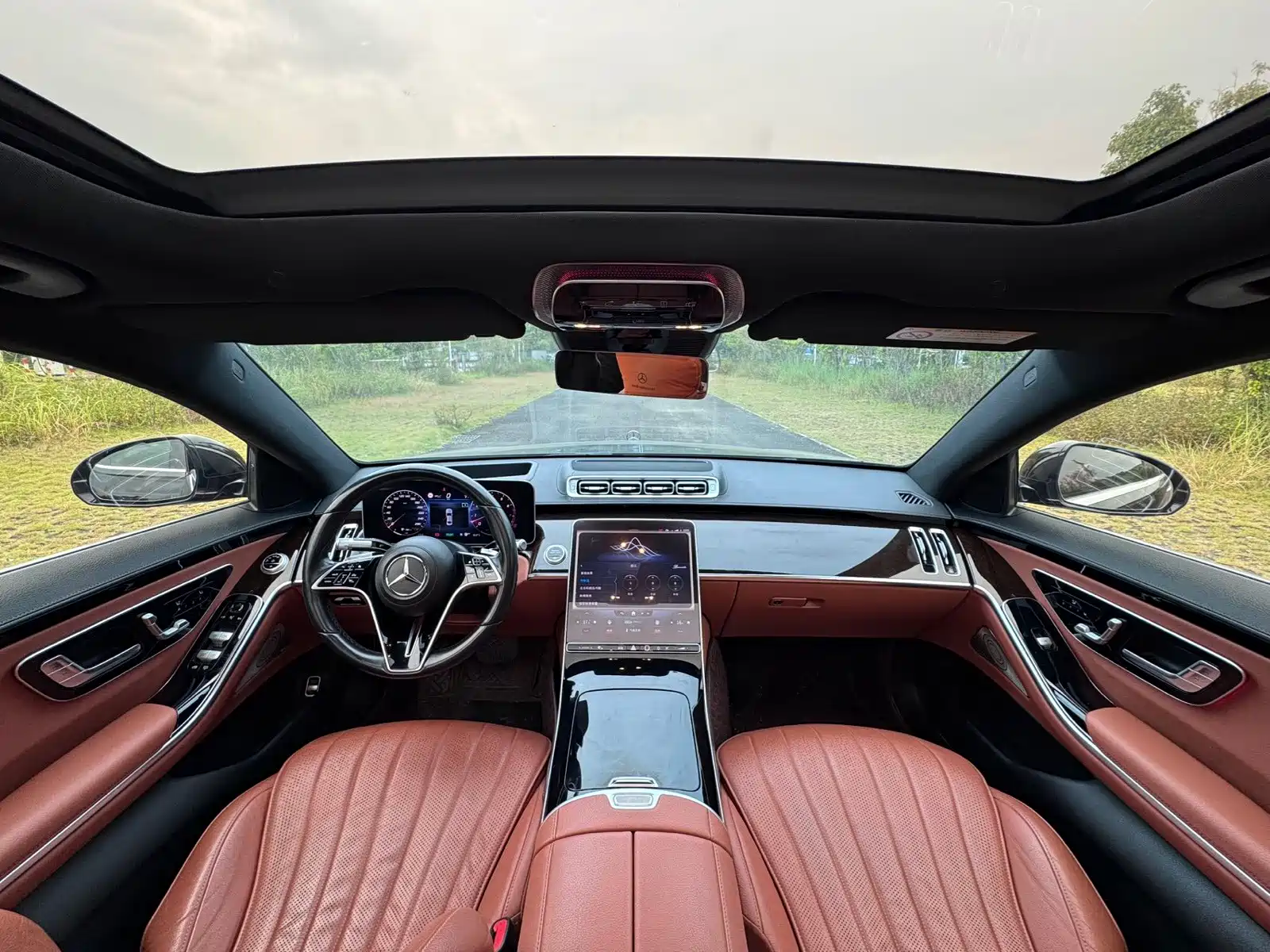 Фото 6 - Mercedes-Benz S-Class