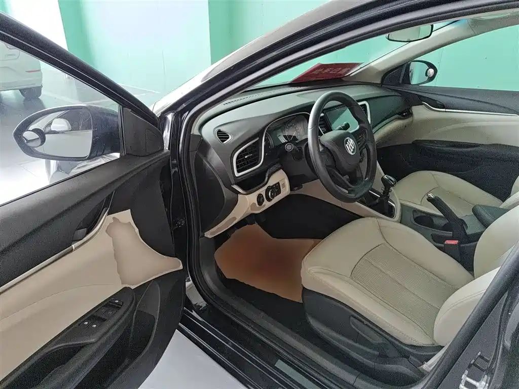 Buick Excelle 2016 15N Manual Elite фото 16
