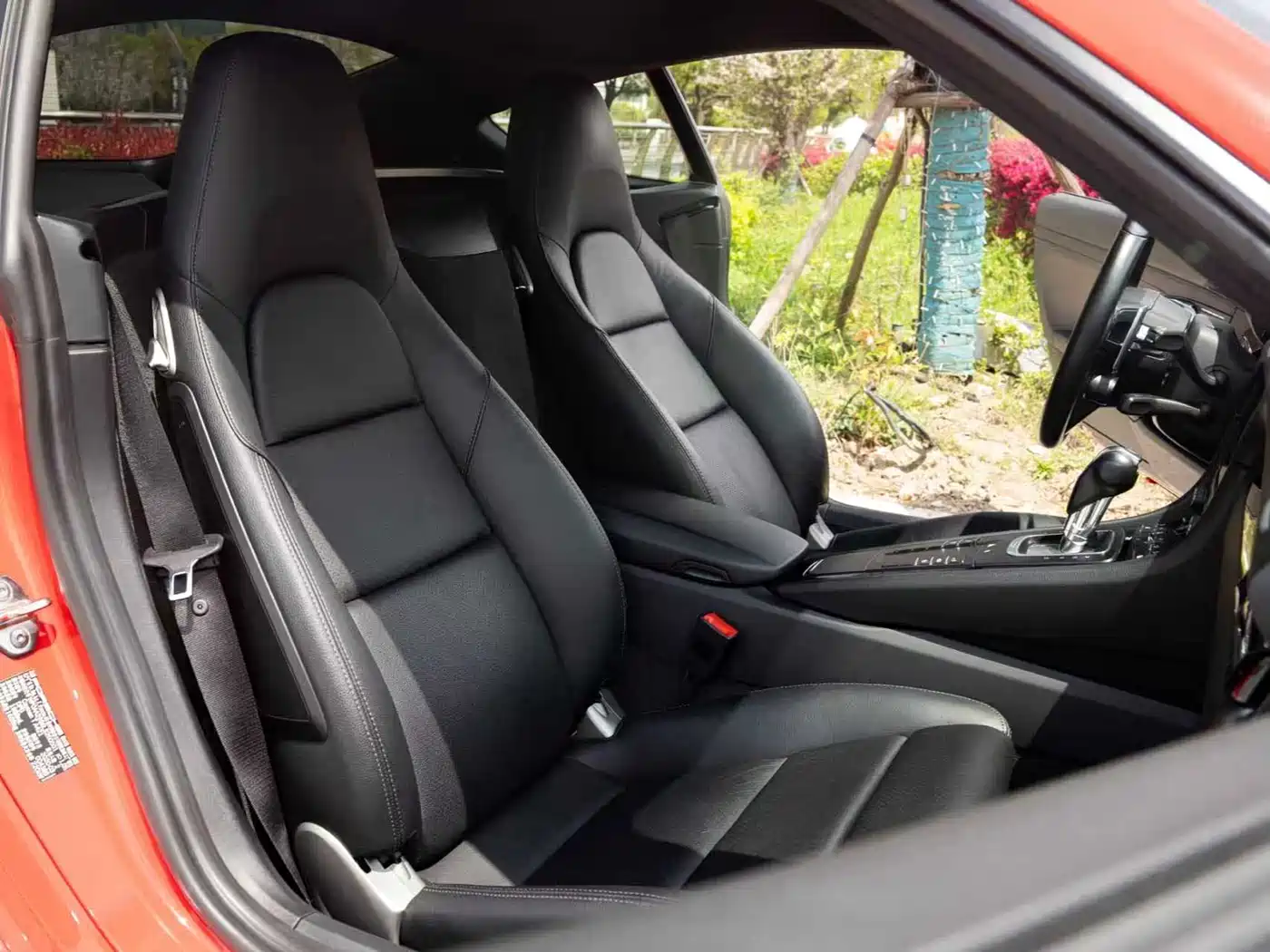Porsche 718 2019 Cayman T 2.0T фото 12