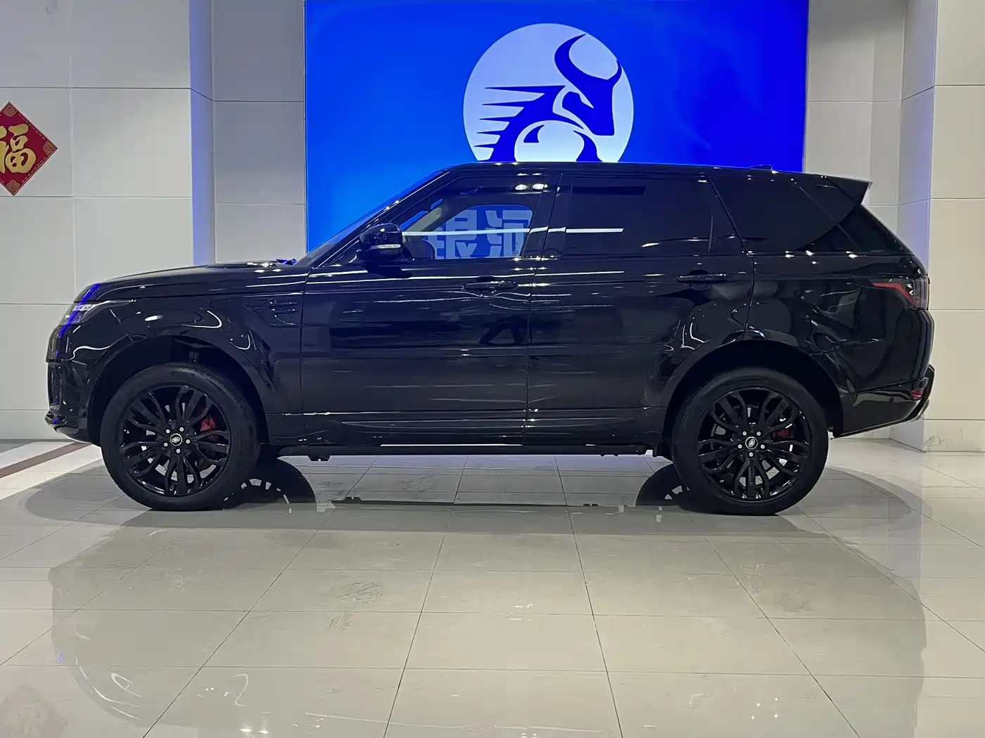 Land Rover Range Rover Sport 2021 3.0 L6 Gloss Black Edition фото 4
