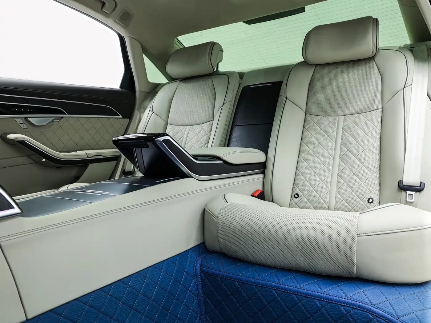 Audi A8 2024 2022 A8L Horch Founder's Edition Legendary