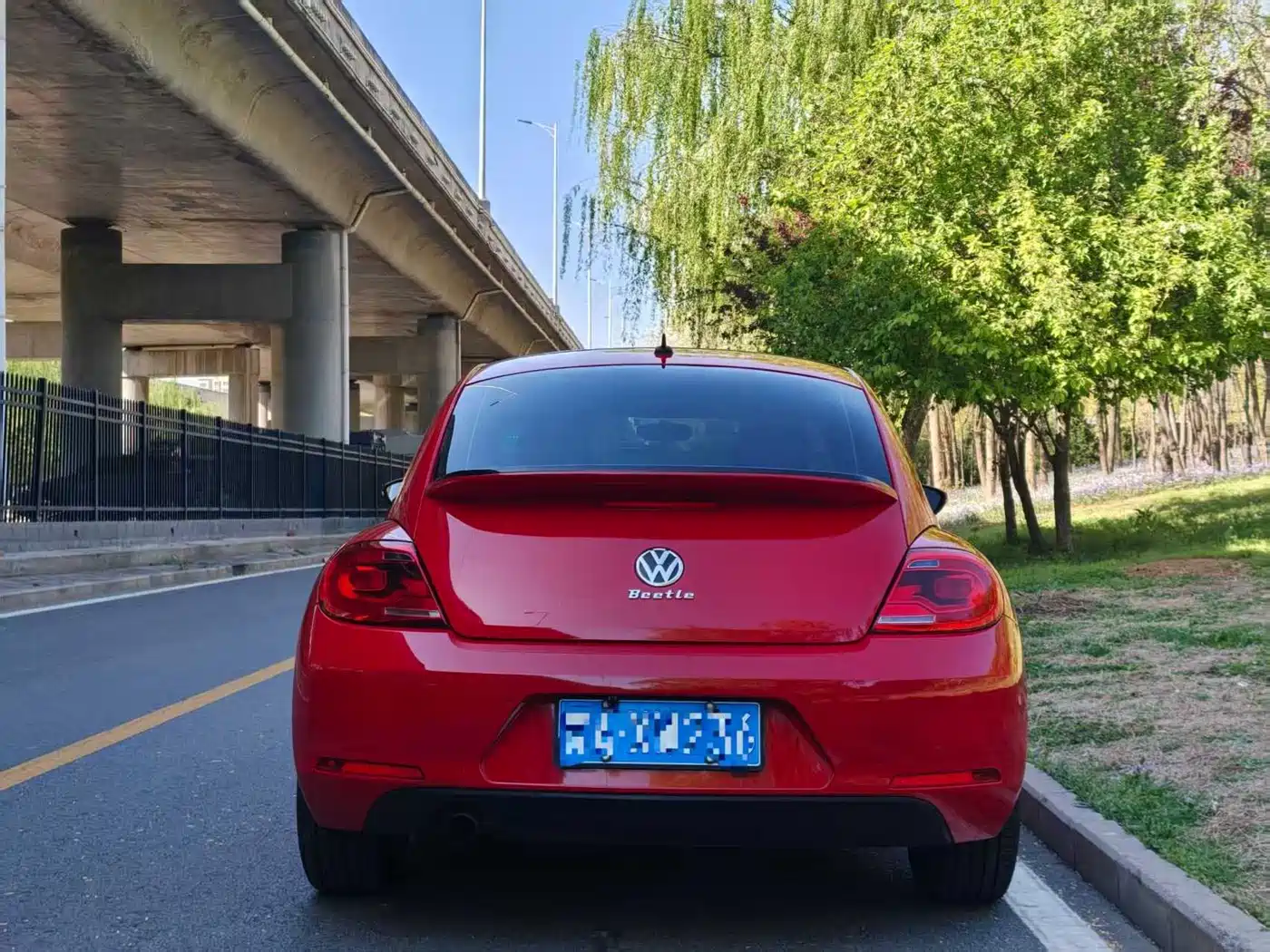 Volkswagen Beetle 2013 1.2TSI Comfort фото 5