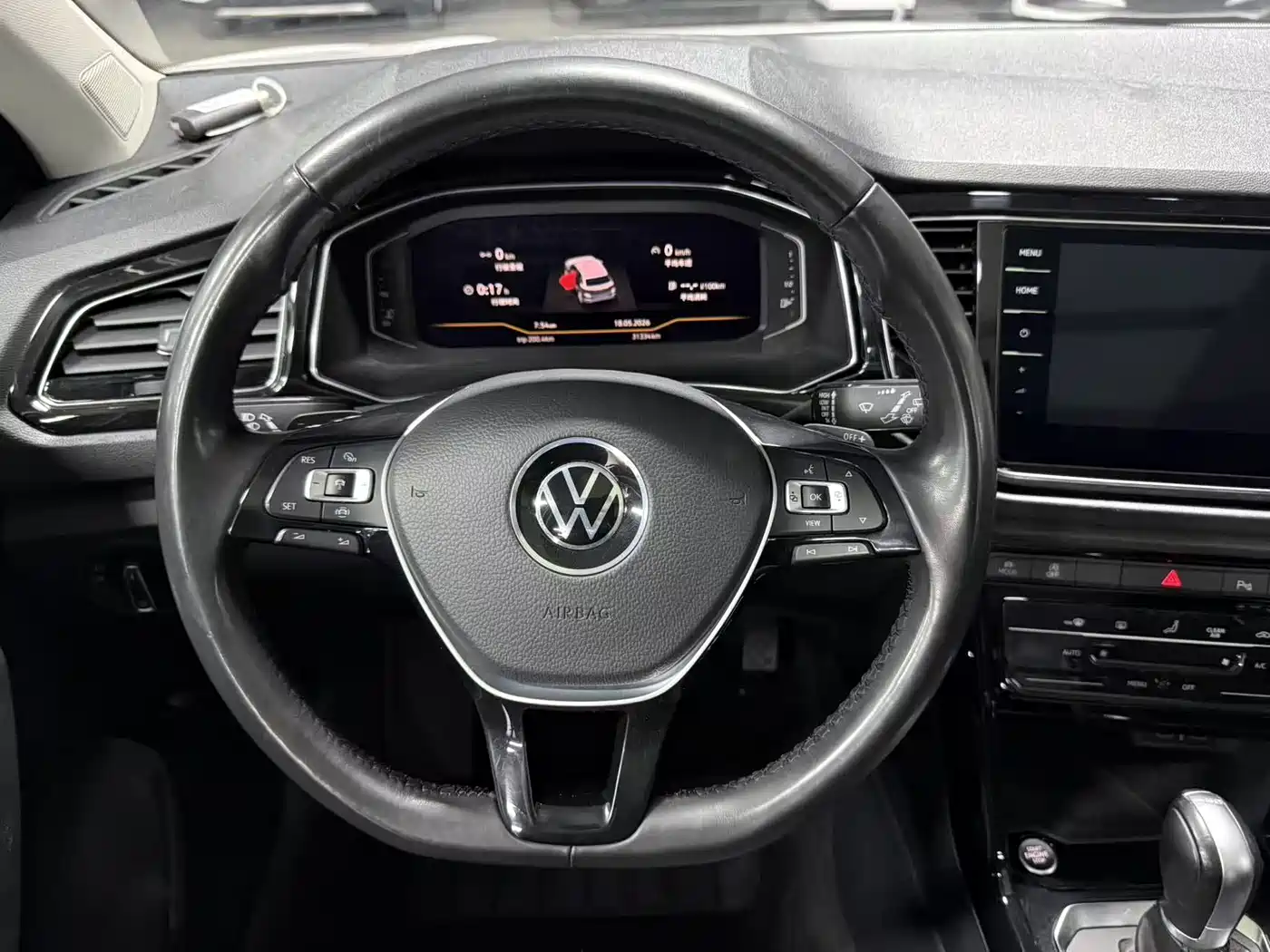 Volkswagen T-ROC 2022 280TSI DSG 2WD Comfort PLUS фото 14