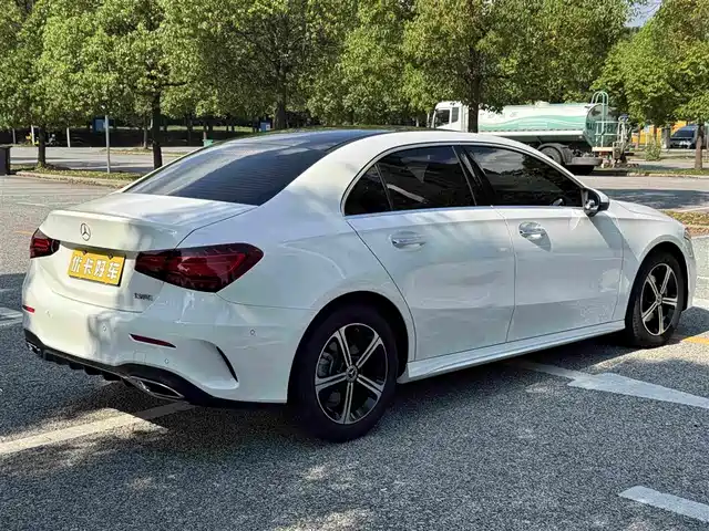 Mercedes-Benz A-Class 2025 A 200 L Fashion Edition — фото 5