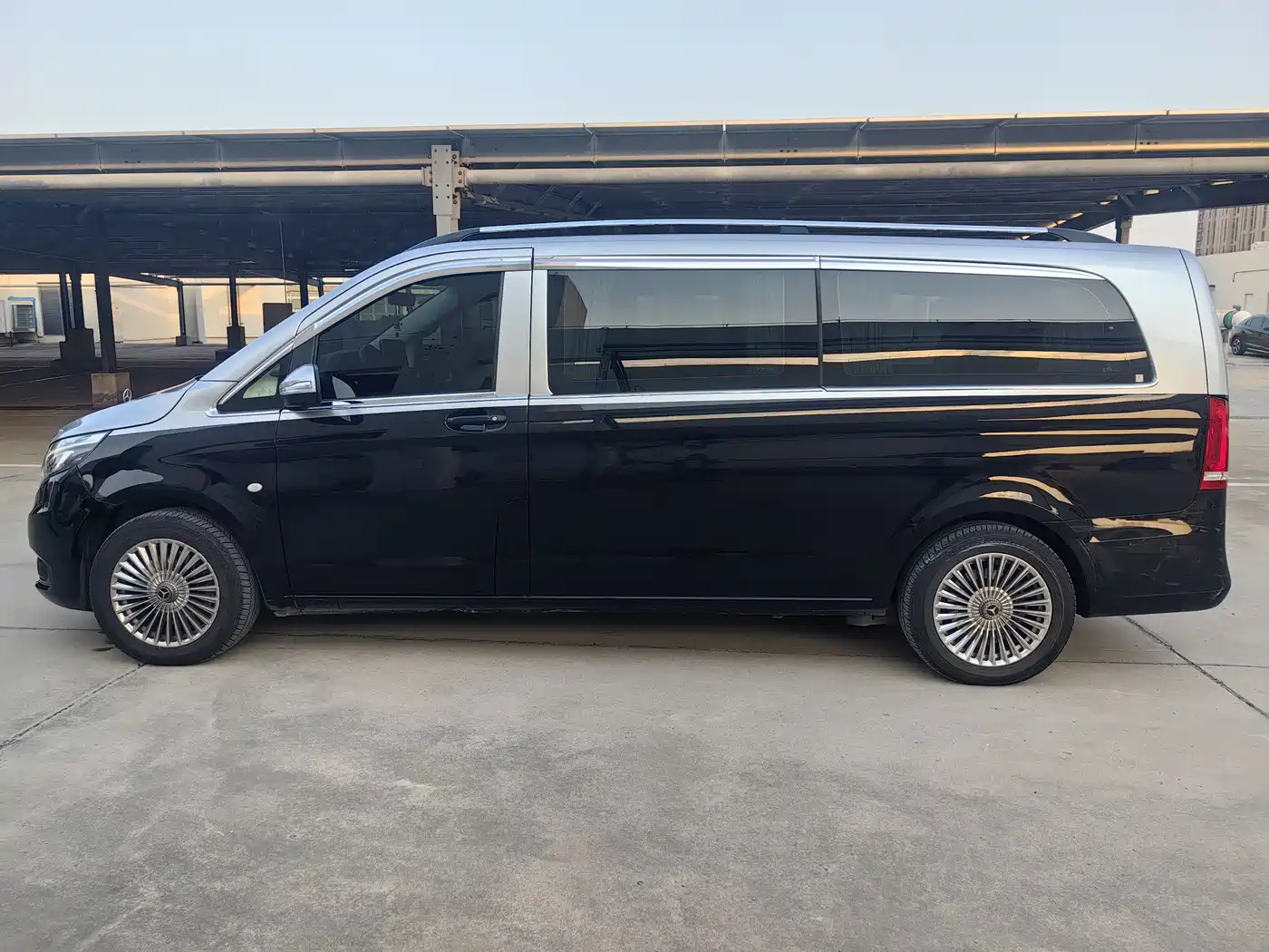 Mercedes-Benz Vito 2018 2.0T Business Edition China VI фото 18