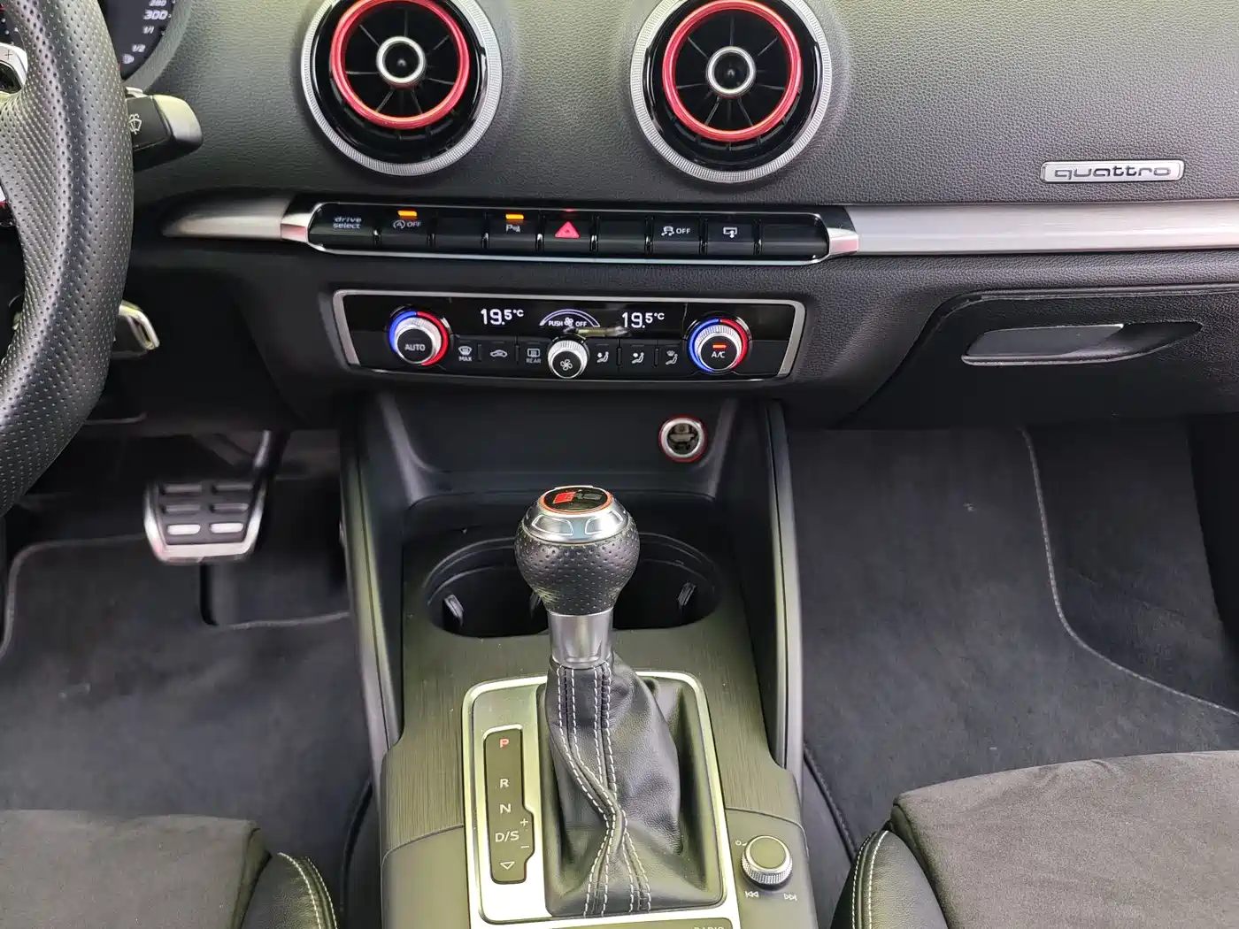 Audi S3 2017 S3 2.0T Limousine фото 10