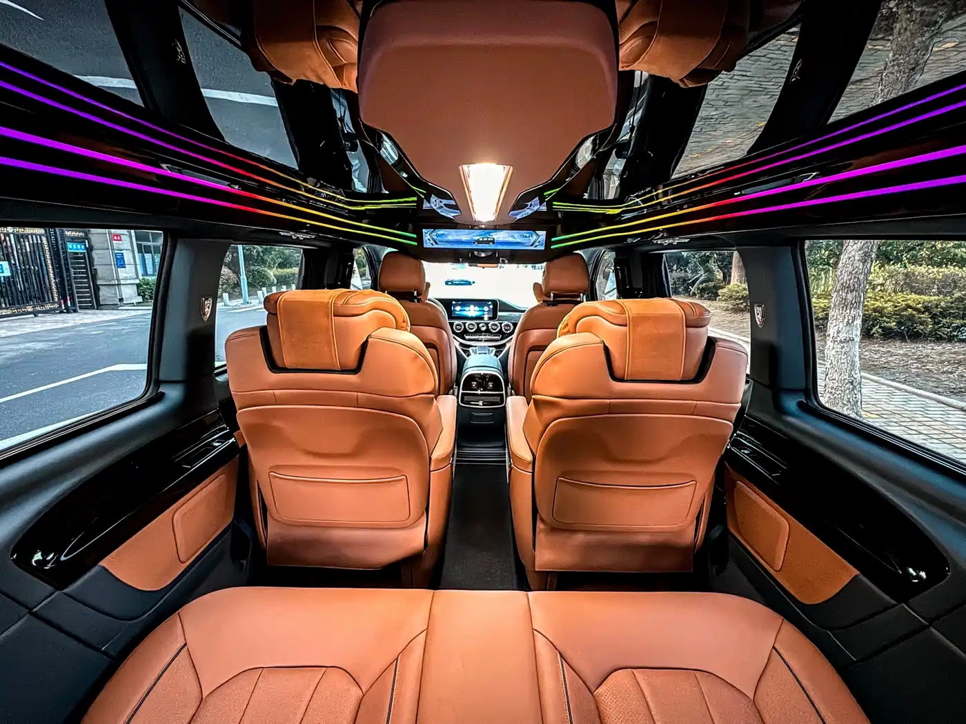 Mercedes-Benz Vito 2023 2.0T Business 7-Seater фото 19