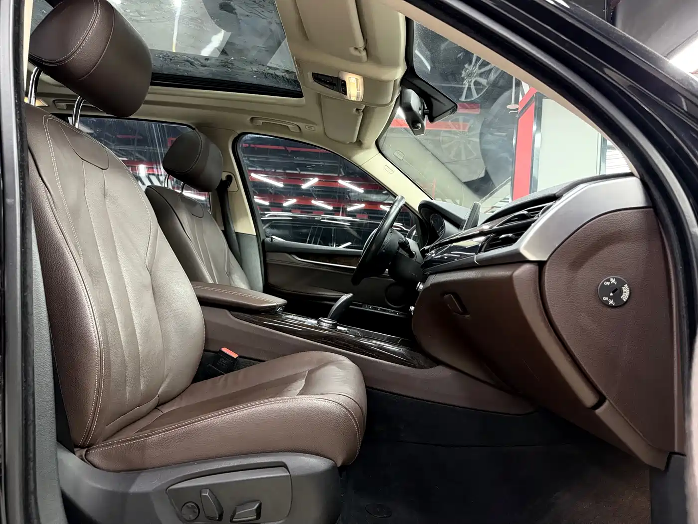 BMW X5 (Import) 2015 Model xDrive35i China Limited Edition фото 10