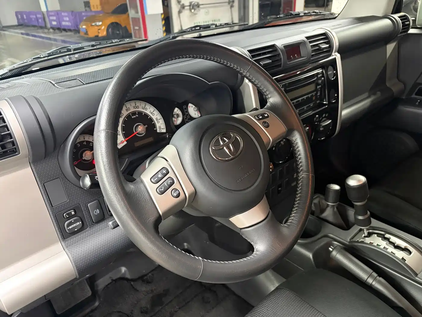 Toyota FJ Cruiser 2014 2013 4.0L