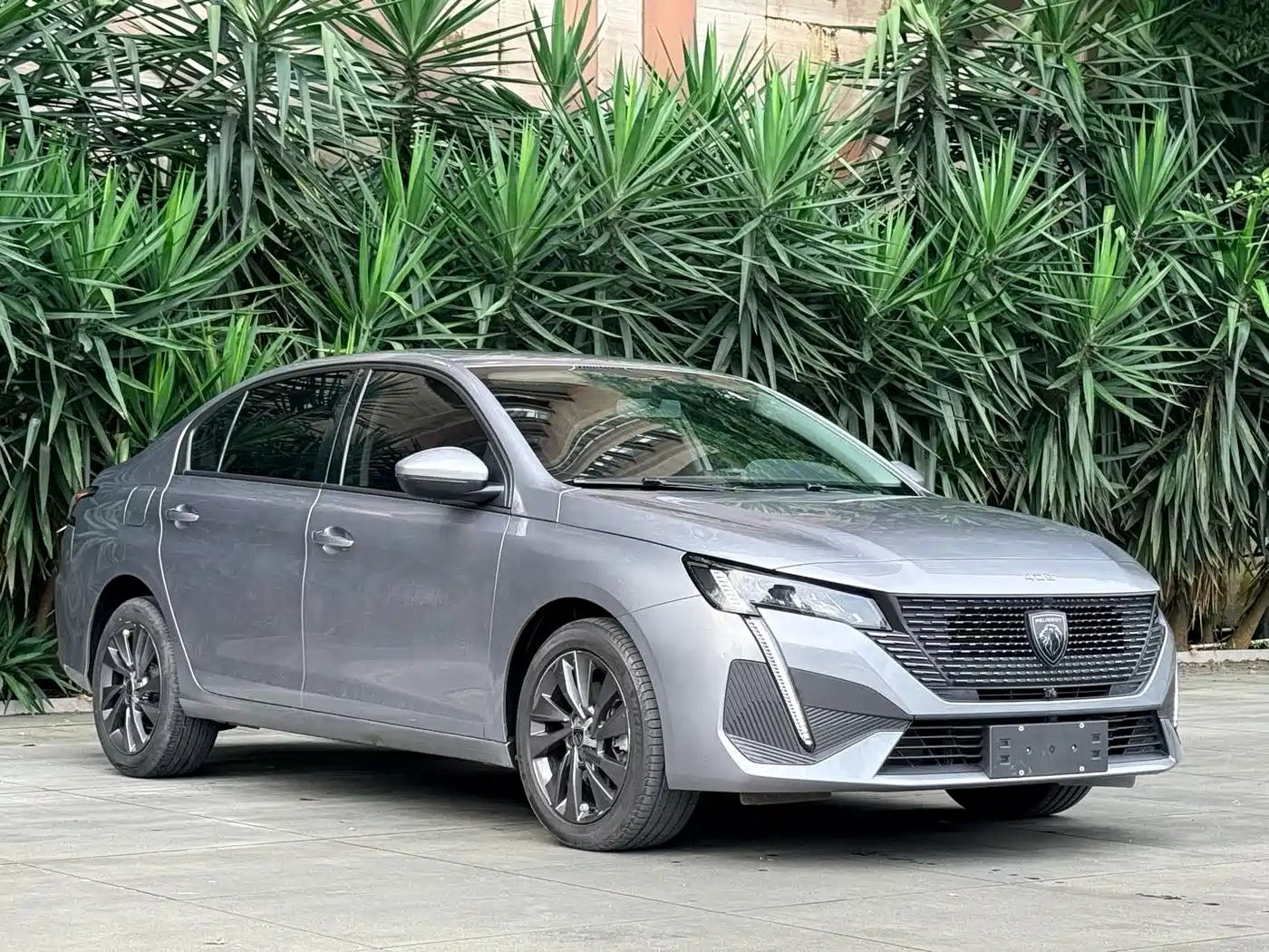 Peugeot 408 2024 2022 1.6T Progressive Edition