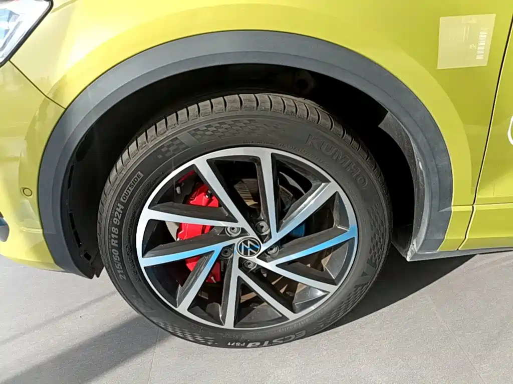 Photo 23 - Volkswagen T-ROC