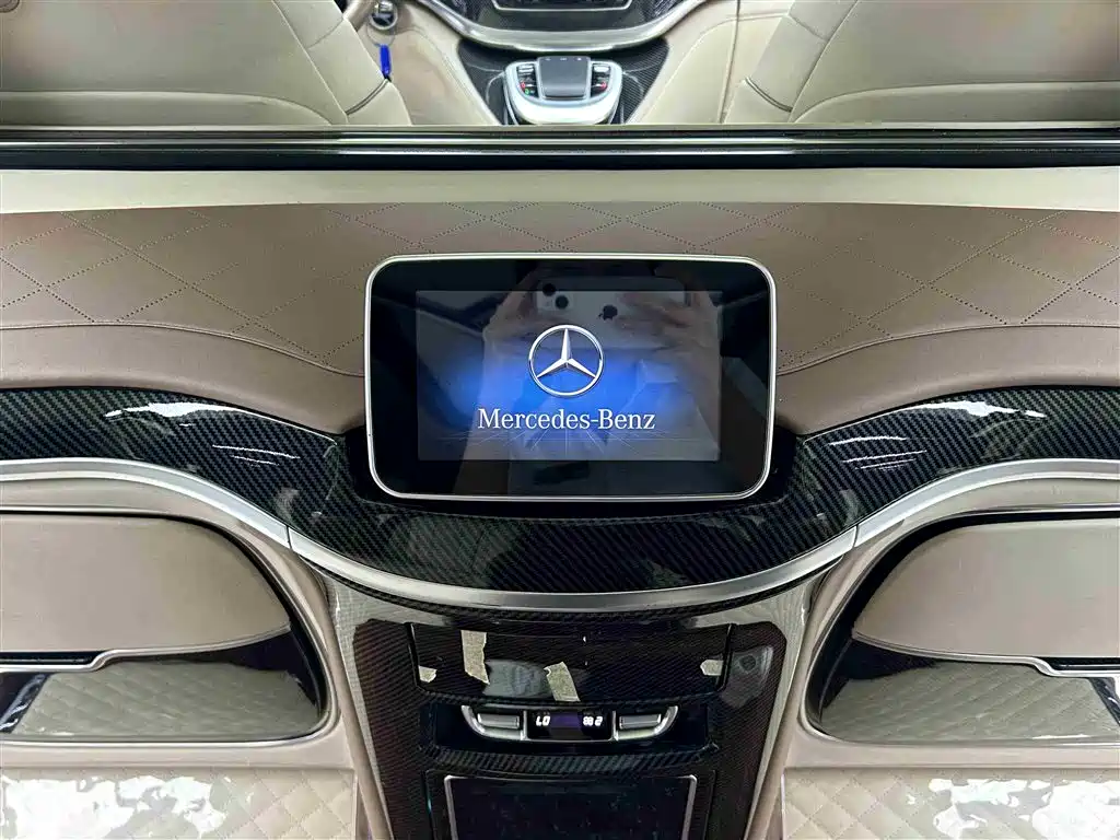 Mercedes-Benz V-Class 2021 V 260 L Long Wheelbase Luxury Edition фото 11