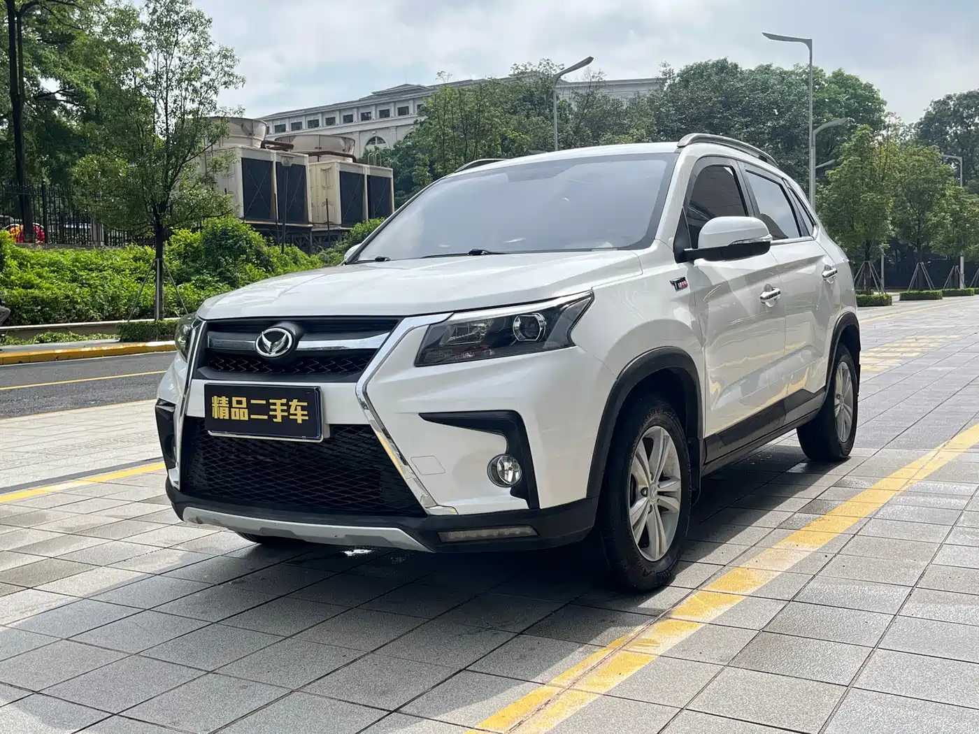 BAIC Huansu S5 2018 2017 1.3T Manual Luxury