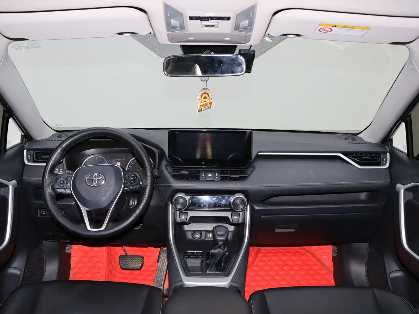 Toyota RAV4 Rongfang 2023 2.0L CVT 2WD Urban Edition фото 14