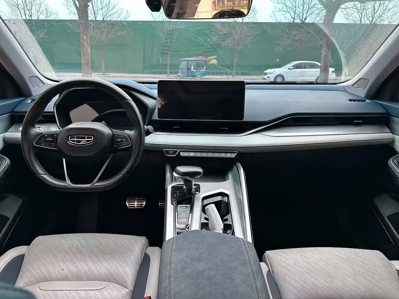 GEELY AUTOMOBILE XINGRUI