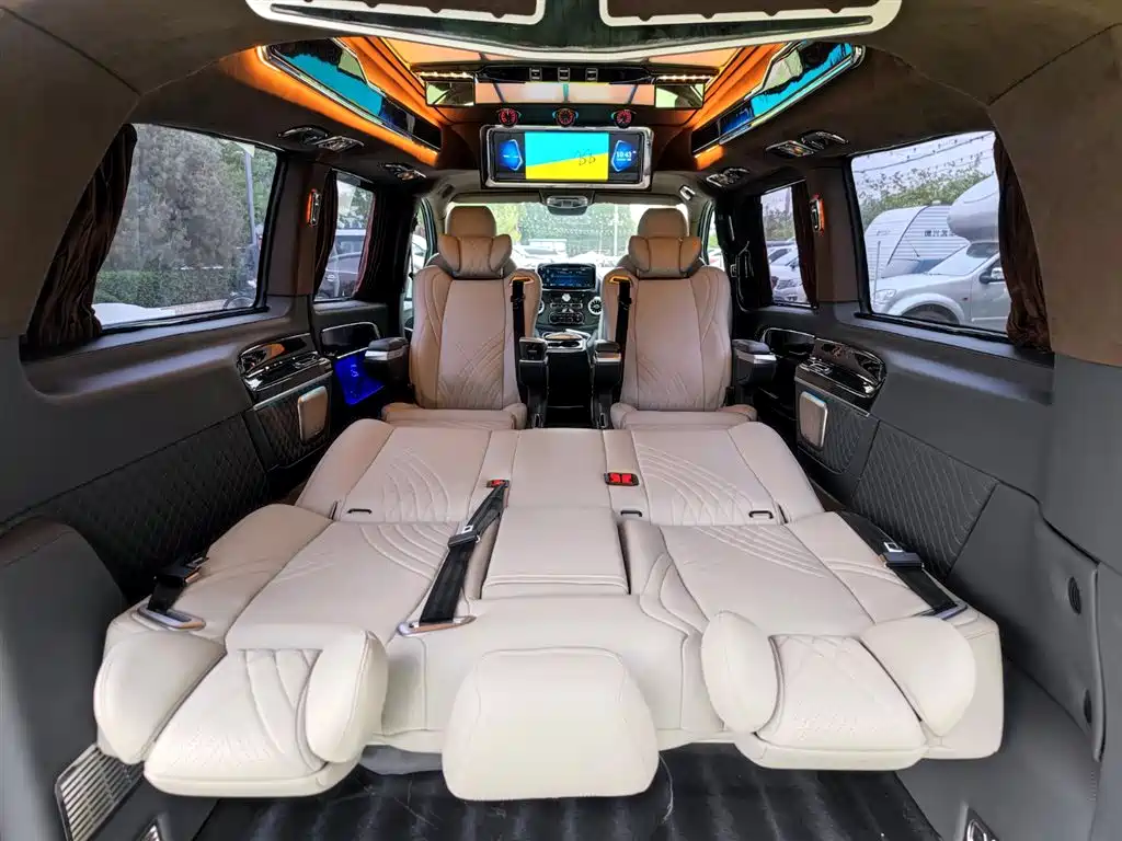 Mercedes-Benz Vito 2021 2.0T Business Edition 7-seater фото 12
