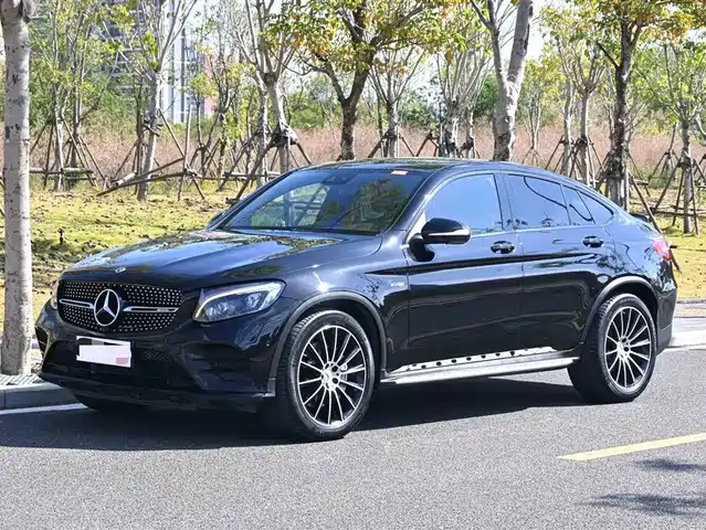 MERCEDES-BENZ GLC COUPE AMG