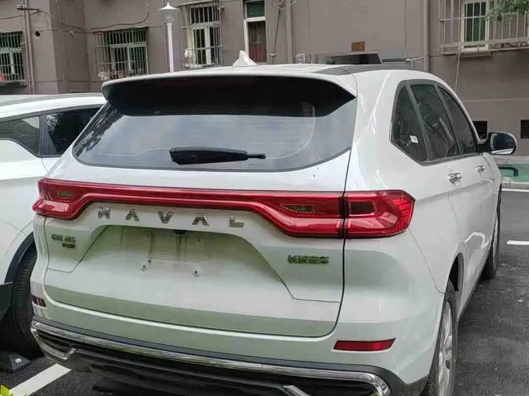 Haval M6 2023 PLUS 1.5T DCT Elite Smart Connect фото 2