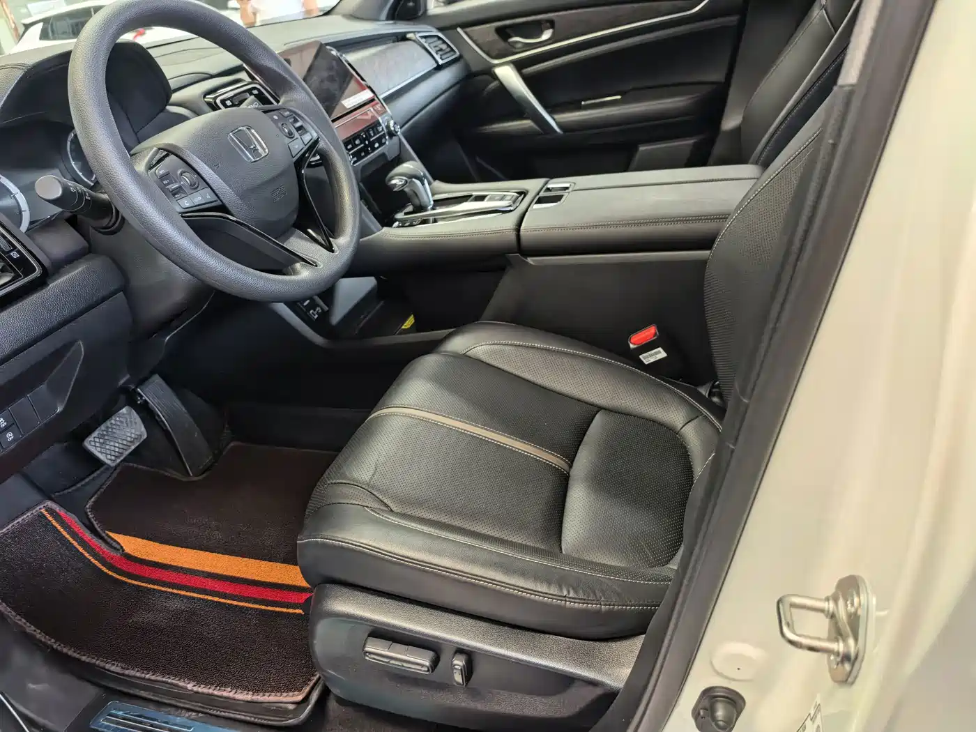 Honda UR-V 2023 2020 240TURBO 2WD Joy Edition