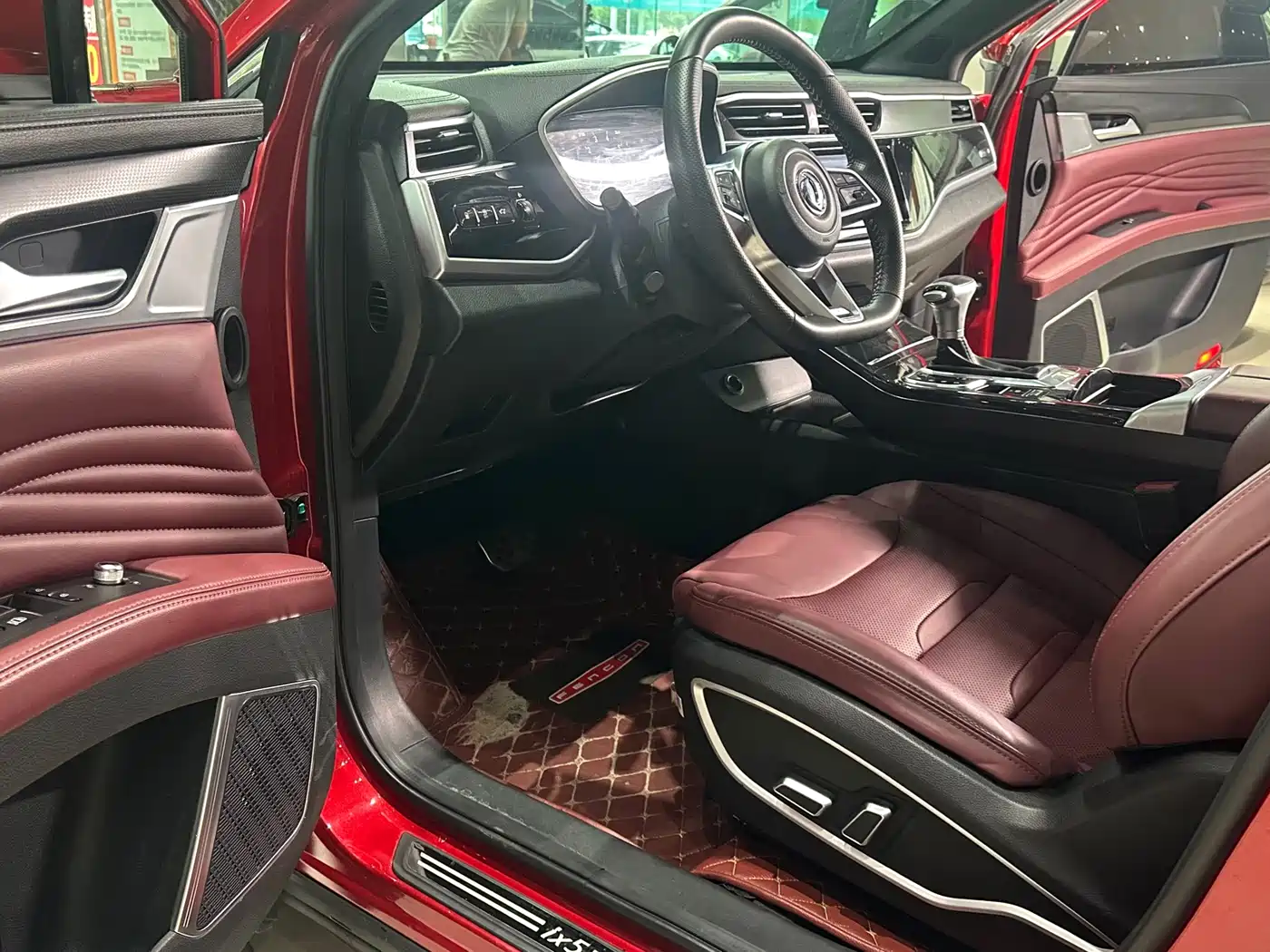Dongfeng Fengguang Fengguang ix5 2019 2019 280TGDI CVT Smart Edition China V