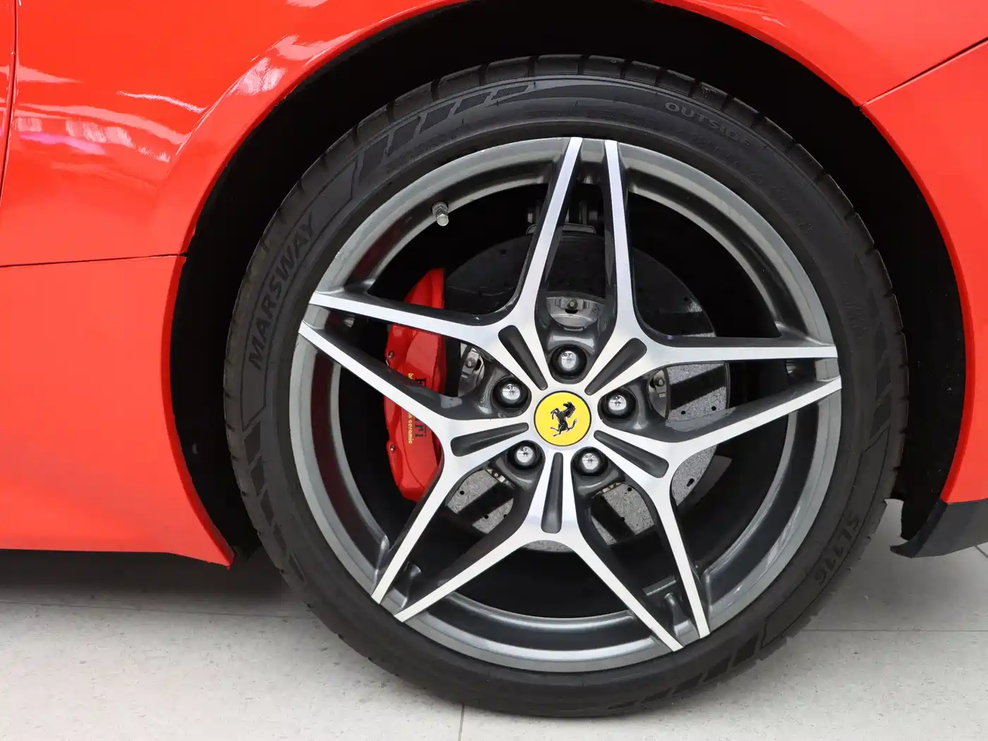 FERRARI CALIFORNIA T