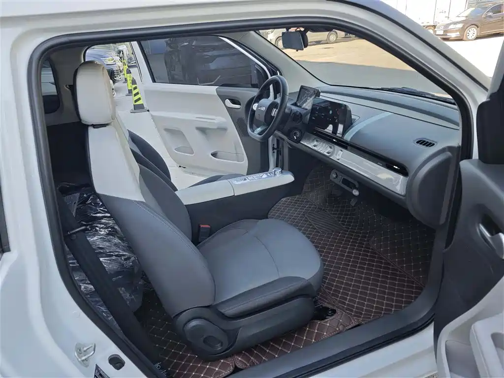 CHANGAN CHANGAN LUMIN