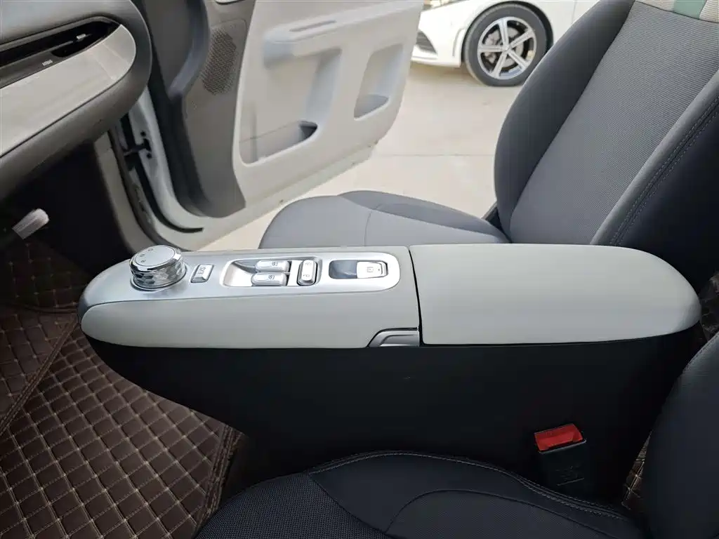 CHANGAN CHANGAN LUMIN