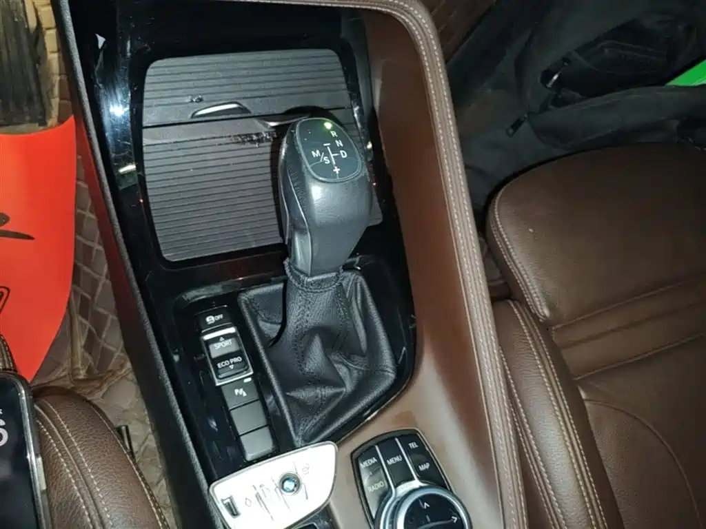 BMW X1 2016 sDrive20Li Luxury Model фото 14