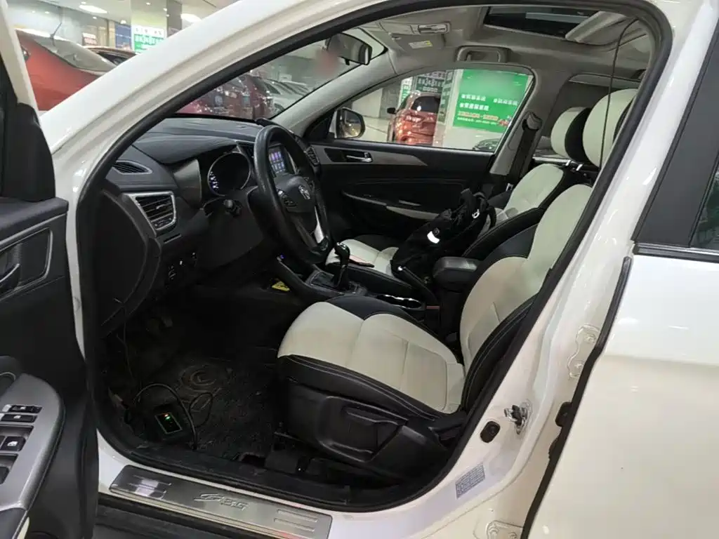 Changan CS35 2018 2017 1.6L Manual Luxury