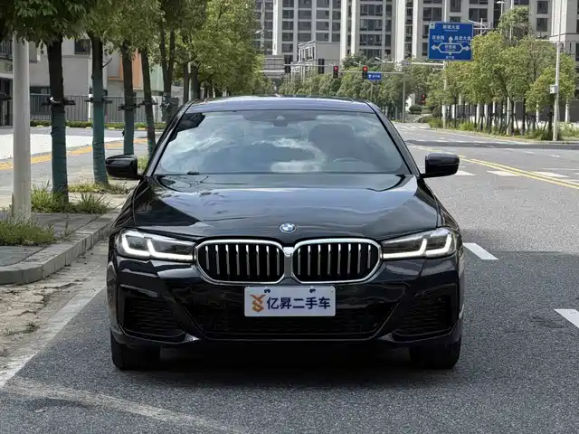 BMW 5 Series 2023