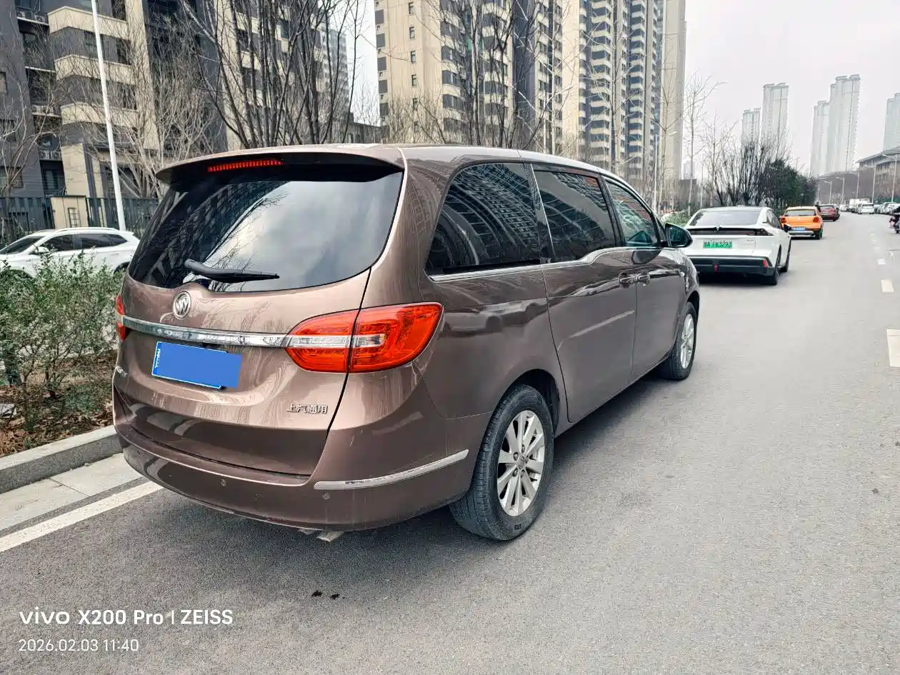 Buick GL8 2018 28T Comfort China VI фото 5