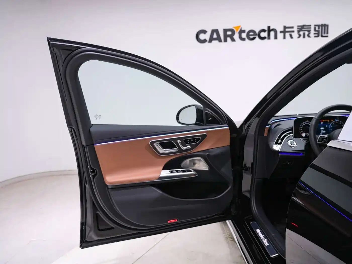 Mercedes-Benz E-Class 2024 Model E 300 L Luxury фото 11
