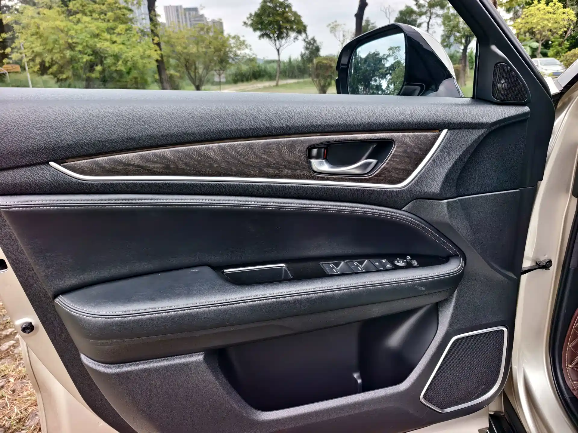 Фото 12 - Honda UR-V